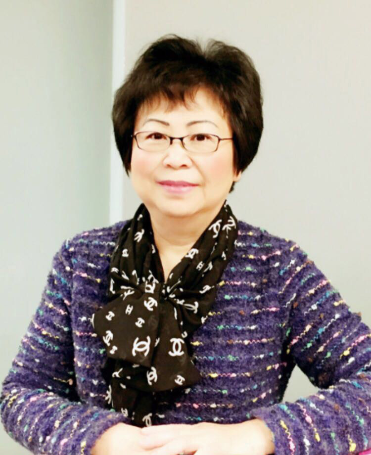 PAULA PANG